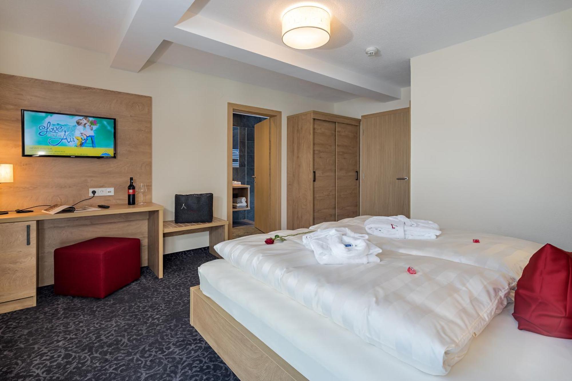 Hotel Zwingerhof Ladis Zimmer foto