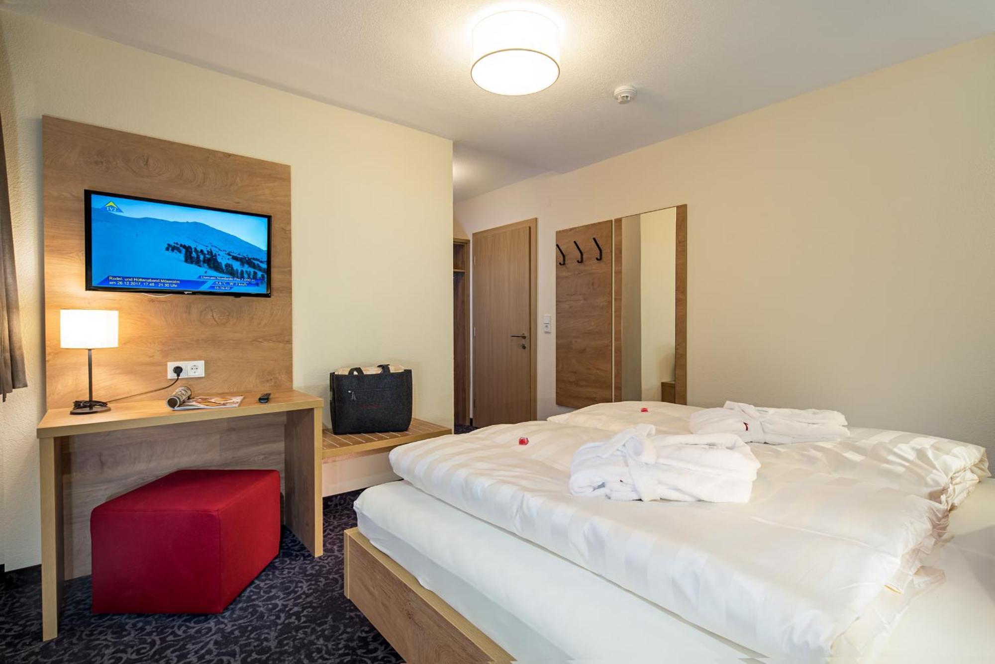 Hotel Zwingerhof Ladis Zimmer foto